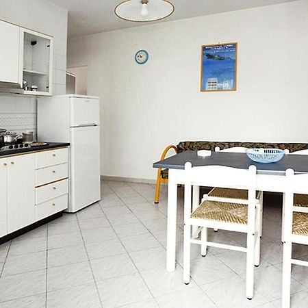 Apartment In Rosolina Mare With A Shared Pool מראה חיצוני תמונה